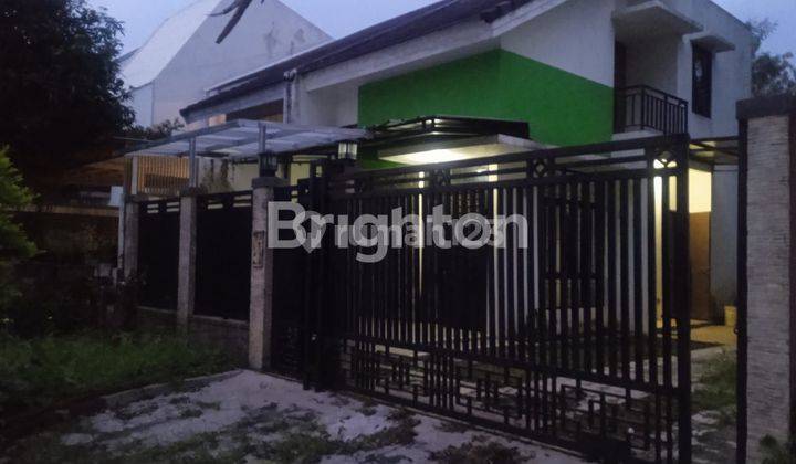 RUMAH BAGUS 2 LANTAI TAPI HARGA MURAH DI GRAND SENTUL CITY 2