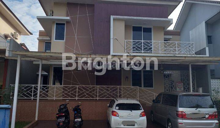 RUMAH ADA KOLAM RENANG CLUSTER HILTOP SENTUL CITY 1