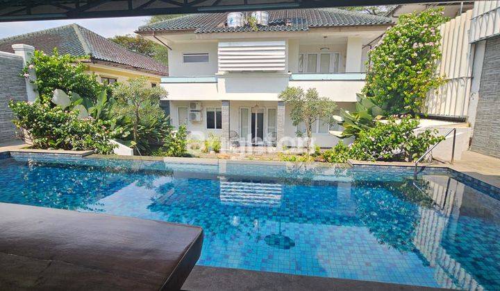 KAN RUMAH FULL FURNISHED SWIMMING POOL CLUSTER MEWAH PALING MURAH  SENTUL CITY 1