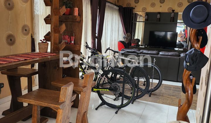 Rumah Bagus Artistik Ada Swimming Pool di Bnr Kota Bogor 2