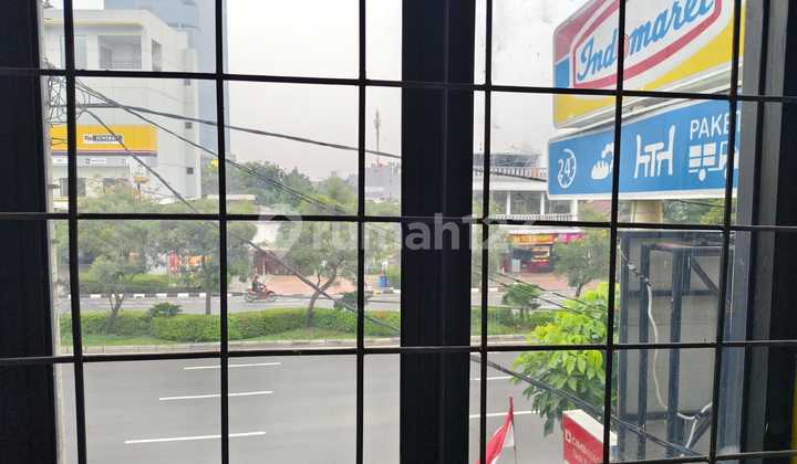 Shop house in Kembangan