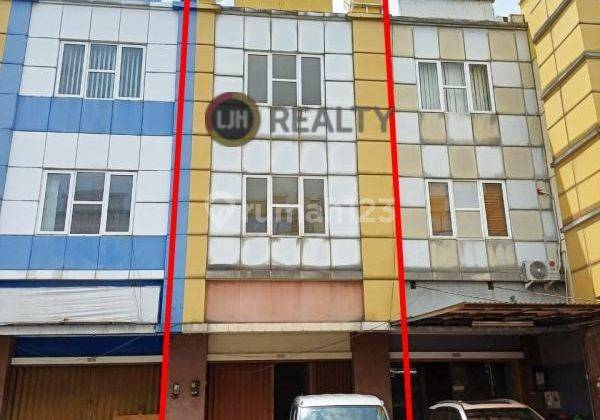 Sewa Dekat Pintu Tol Ruko 3 Lantai Golden Boulevard Di Bsd City 1