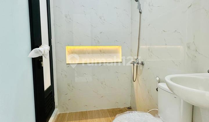 For Sale New 2-Story House Near Nusaloka Toll Gate Bsd Tangsel 2