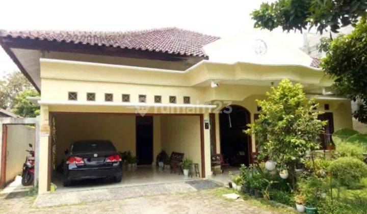 Rumah tanah luas,strategis,siap huni,bagus,semi furnished di jalan Agus Salim Bekasi jaya,Bekasi timur,kota bekasi 2