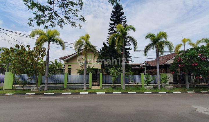 Rumah posisi hook,siap huni,semi furnished lokasi strategis di cluster aralia,harapan indah 2,kota harapan indah,Bekasi  1