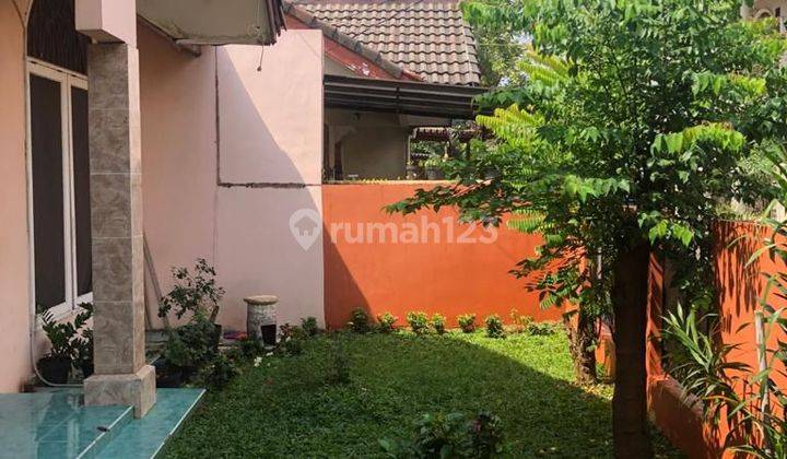 Rumah 1,5 lantai,siap huni,bagus,lokasi strategis di pondok bambu,Jakarta timur  2