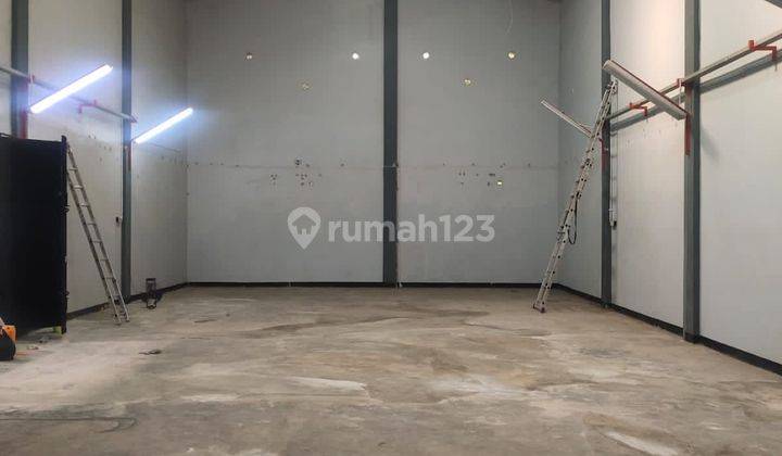 Gudang bagus,murah,siap pakai,lokasi strategis nempel harapan indah,Bekasi  1