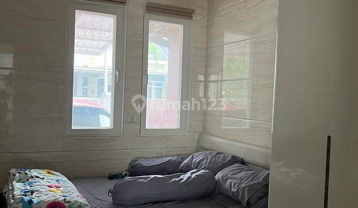 Rumah cantik posisi hook,minimalis modern,siap huni,lokasi strategis di cluster aralia,kota harapan indah,dekat Summarecon Gading crown,Bekasi  2