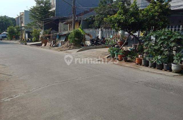 Rumah posisi hook,siap huni,tanah luas,lokasi strategis di Pancoran timur,Pancoran,jakarta selatan 2