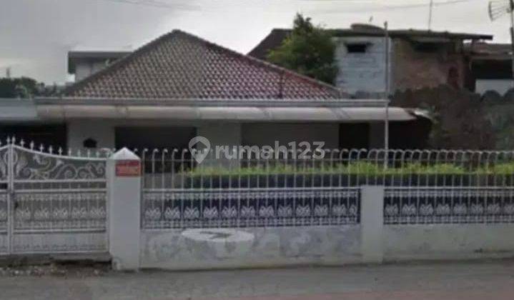 Rumah tua hitung tanah saja,harga 30% dibawah NJOP,lokasi strategis di bungur,Senen,jakarta pusat  1