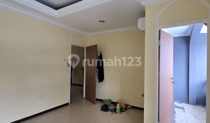 Rumah 2 Lantai Siap Huni,Bebas Banjir,Semi Furnished di Janur Hijau,Kelapa Gading,Jakarta Utara 2