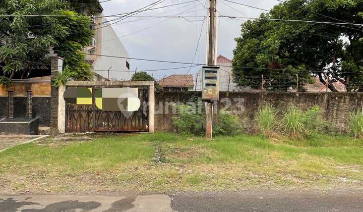 Build-ready land/plot, flood-free within the complex in Cipinang Muara, Jatinegara Build-ready land/plot, flood-free within the complex in Cipinang Muara, Jatinegara