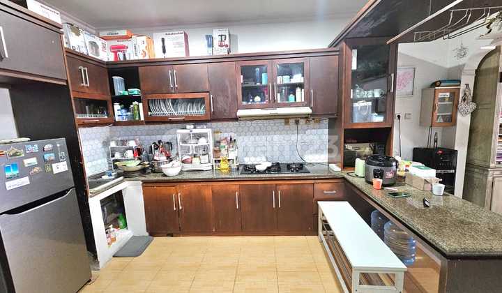 Rumah 2,5 Lantai Sudah Renovasi Siap Huni,termurah,bebas Banjir Di Cluster Valeria Metland Menteng Dekat Jakarta Garden City,cakung 2