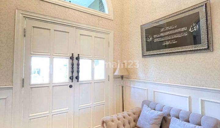 kamar tidur rumah 3 lantai full furnished