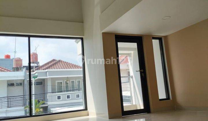 Rumah Baru 2 Lantai Termurah,bebas Banjir Di Gading Griya Residence,kelapa Gading  2