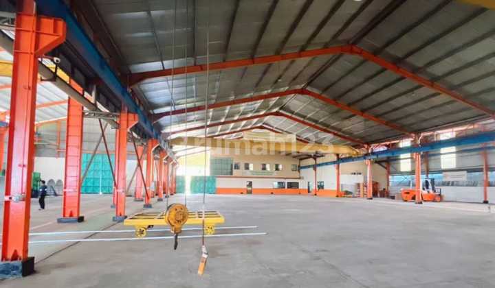 Ready-to-Use Good Warehouse, Flood-Free 40 Ft Container Access In Sukahati, Citeureup, Bogor