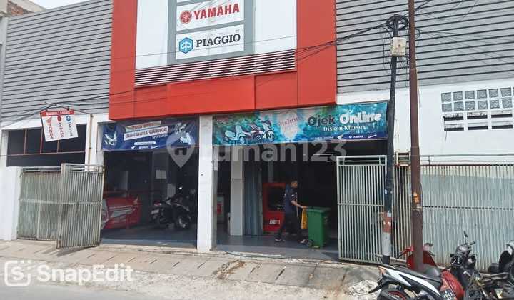 2-Story Yamaha Motorcycle Workshop Shop House, Busy in Tanjung Priok, North Jakarta 2-Story Yamaha Motorcycle Workshop Shop House, Busy in Tanjung Priok, North Jakarta