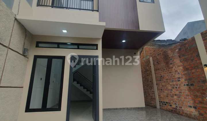 Rumah Baru 2 Lantai Siap Huni,Bebas Banjir,Semi Furnished di Perumahan Villa Indah Permai,Golden City,Teluk Pucung,Bekasi Utara Dekat Summarecon Bekasi 2