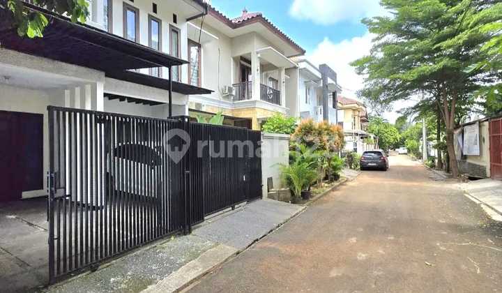 Cheapest 2-Story House Below Market Price, Move-in Ready, Flood-Free in Kavling Marinir, Pondok Kelapa, Duren Sawit, East Jakarta.