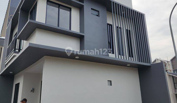 Rumah Hook 3 Lanrai,baru,termurah Di Deltamas,cikarang Pusat  2