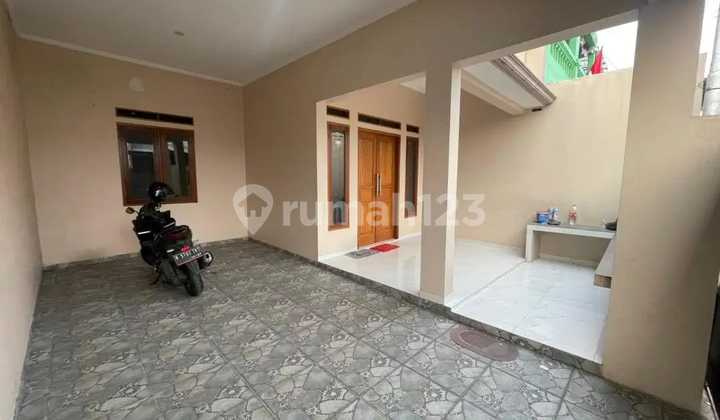 2-Story House, newly renovated, cheapest, flood-free in Pondok Kelapa, Duren Sawit