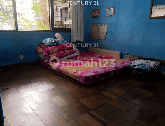 Rumah Tua Hitung Tanah Harga Mendekati Njop Lokasi Strategis Di Pulomas Barat S8924