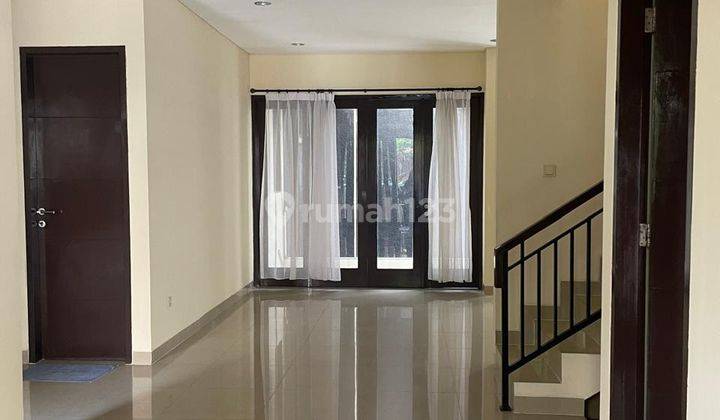 Rumah 2 Lantai Dalam Perum D East Residence Condet R1930 2