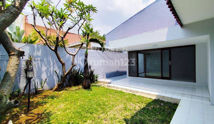 Rumah Lokasi Strategis Jalan Lebar Di Pulomas S8020 2