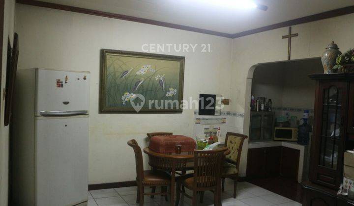 Rumah Tinggal 2 Lantai Di Pancoran S82 2