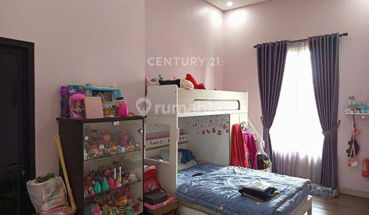 kamar tidur rumah 2 lantai bangunan baru