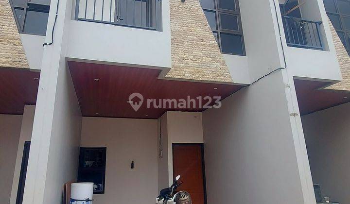 Rumah dijual jatinegara kaum dekat RS persahabatan 1