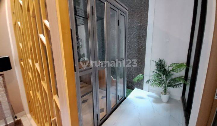 Rumah Di Pejaten 3 Lantai Lokasi Premium Pinggir Jalan 2