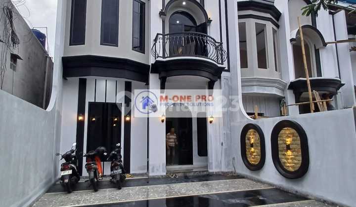 Dijual Rumah Baru Modern Minimalis, 2 Lantai, SHM, di Jagakarsa Dijual Rumah Baru Modern Minimalis, 2 Lantai, SHM, di Jagakarsa