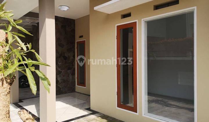 DI JUAL RUMAH DI HOEK HANJUANG / CIMAHI
 2