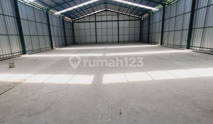 Gudang Bagus Akses Container 40 F di Mainroad Kopo