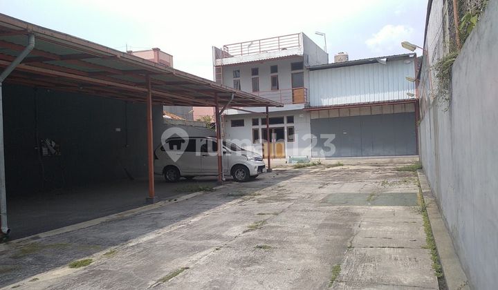 Strategic office rental on Main Road Caringin.