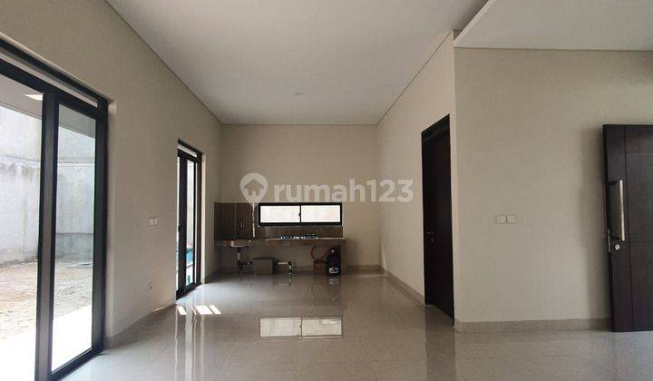 Jual rumah cantik di kota baru Parahyangan Bagus SHM 1