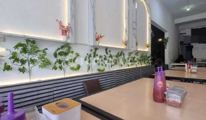 Ruko Besar Strattegis Di Taman Kopo Indah 2