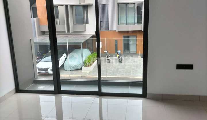 2 Floors Ready to Move in at Podomoro Park Bandung 2 Floors Ready to Move in at Podomoro Park Bandung