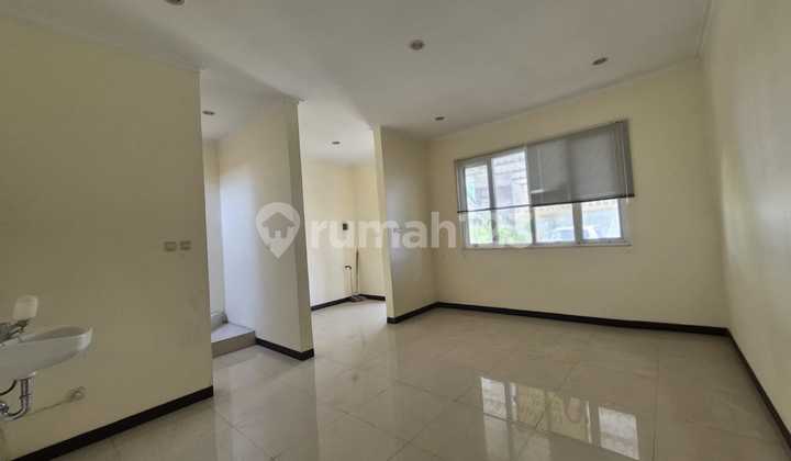 Siap Pindahan di Taman Kopo Indah 5