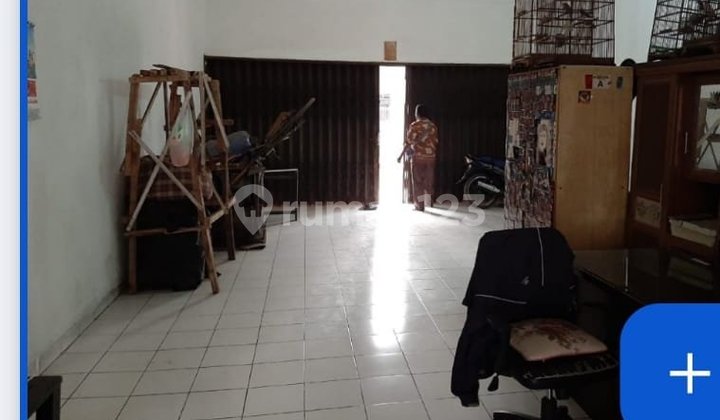 Strategic Commercial House Ready for Business in Taman Kopo Indah 2 1