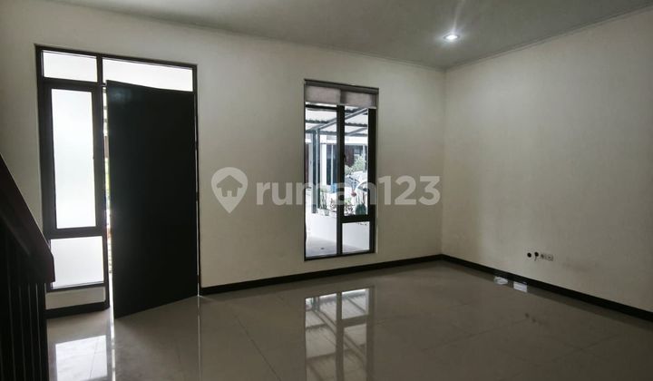 Minimalist 2-Story New House in Taman Kopo Indah 5 2