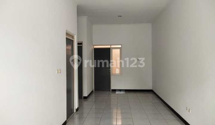 Jarang Ada Rumah Bagus Di Taman Kopo Indah 3 