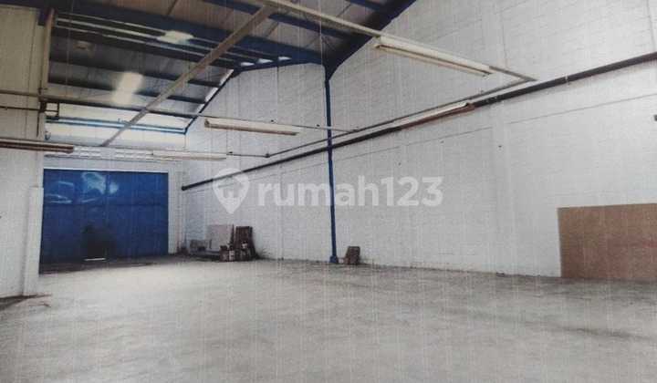 Spacious Warehouse with a Nice Ready-to-Use Office in Kopo Jaya Spacious Warehouse with a Nice Ready-to-Use Office in Kopo Jaya