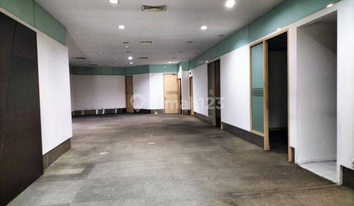 Dijual Gedung Perkantoran di Jl. RP Soeroso, Menteng, Jakarta Pusat Siap Huni 2