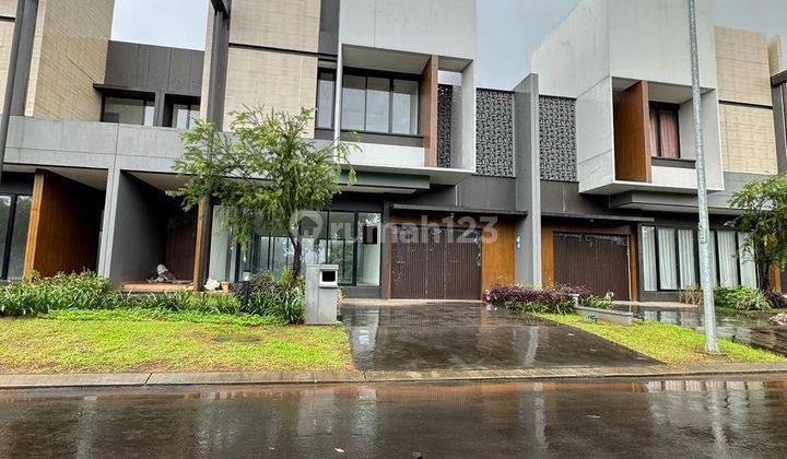 Rumah Baru 2 Lantai di Jalan Boulevard Eldora Suvarna Sutera 1