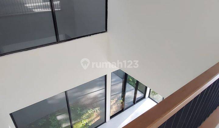 Rumah Baru 2 Lantai di Jalan Boulevard Eldora Suvarna Sutera 2