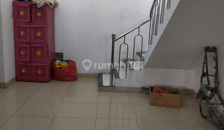 Jual Rumah di Komplek KFT 2 Lantai SHM Bagus 1