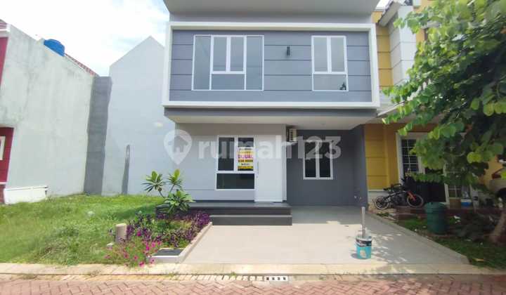 Rumah di Malibu Village JL. Fernhil - Gading Serpong