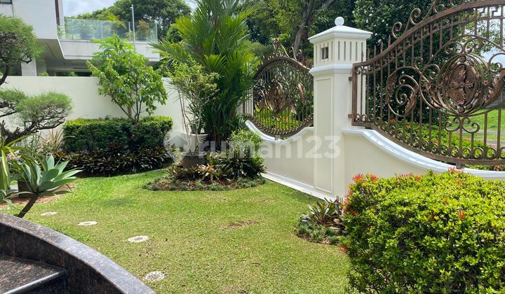 For Sale at a Reasonable Price, House in Taman Diponegoro, Lippo Karawaci, Tangerang 2